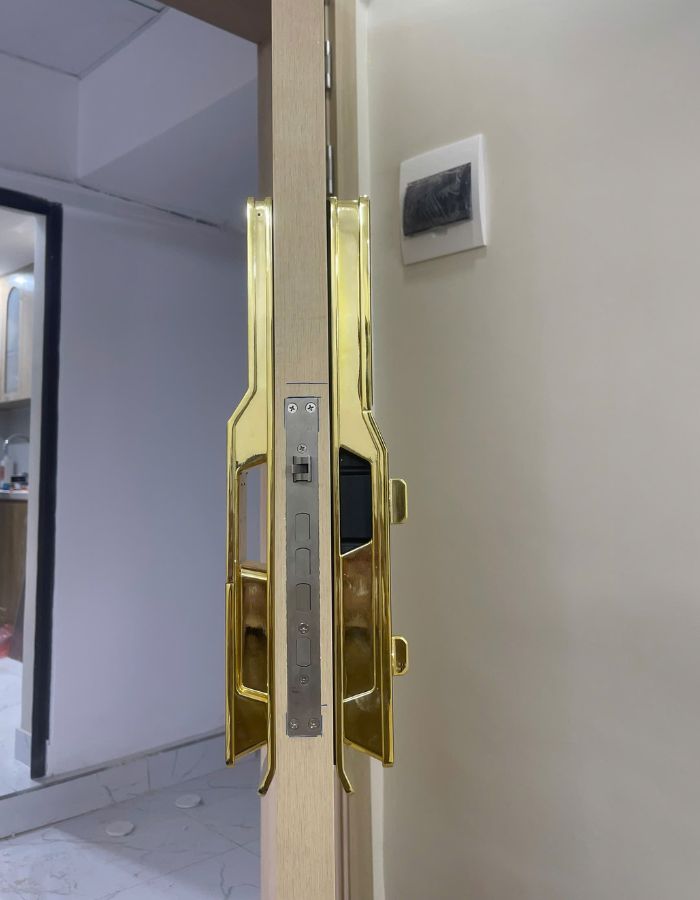 khóa cửa thông minh wifi 4